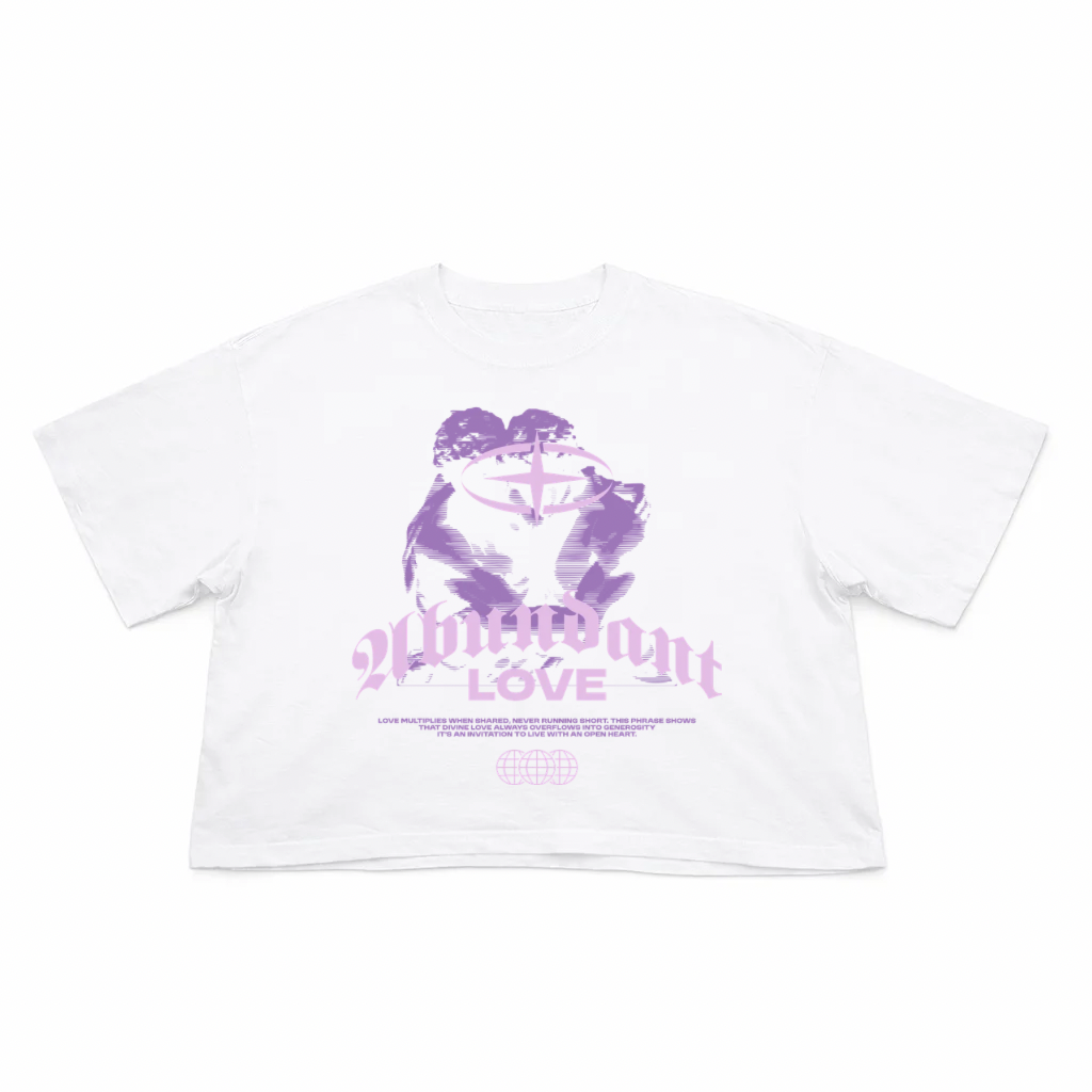 T-Shirt Crop Fit Streetwear “Love”